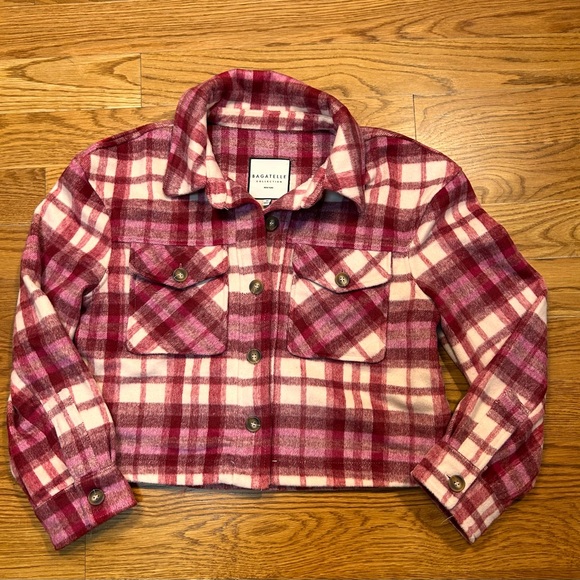 bagatelle Jackets & Blazers - Bagatelle Red & Pink Plaid‎ Crop Jacket Sz M